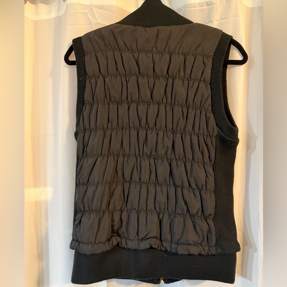 Calvin Klein Performance Black Puffer Vest Gold Zippers Size M - Picture 8 of 12